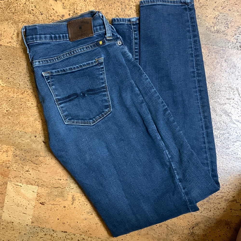Lucky Brand Charlie Skinny Size 4/27